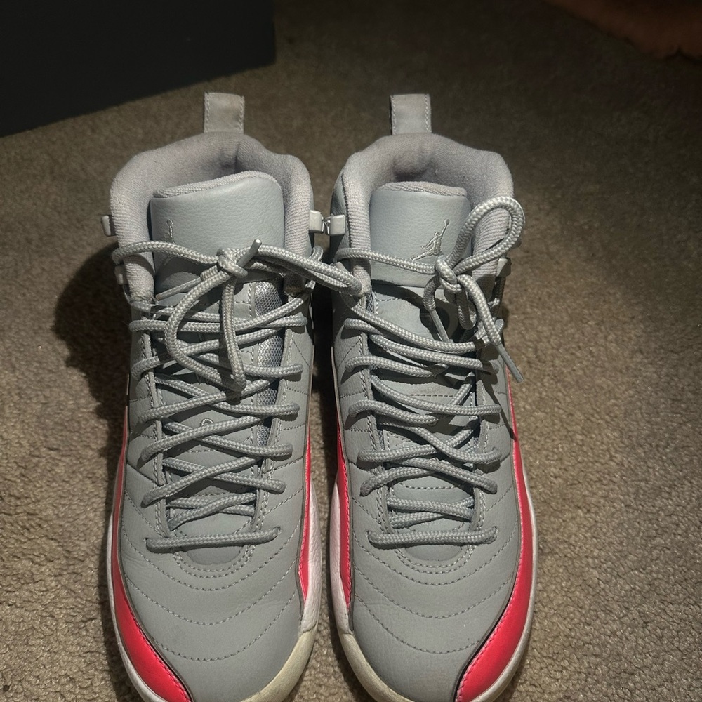 Jordan 12’s Retro Wolf Grey - Picture 2 of 9